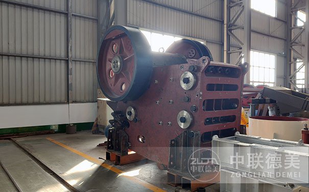 沖擊式破碎機(jī)多少錢一臺？