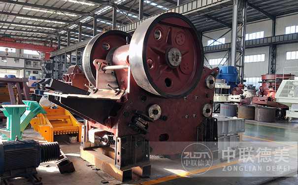 細(xì)顎式破碎機(jī)多少錢一臺(tái)？