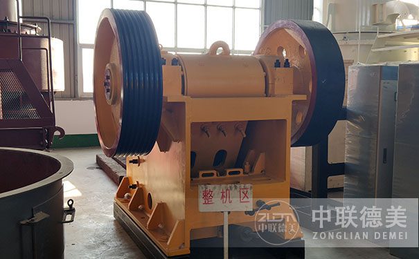 什么是細顎式破碎機？